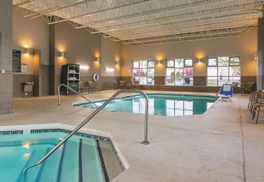 라 퀸타 인 & 스위트 바이 윈덤 디트로이트 유티카