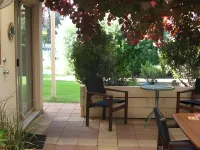 Bellevue Bed & Breakfast - Homestays
