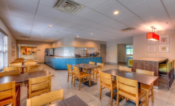 Country Inn & Suites by Radisson, Crystal Lake, IL