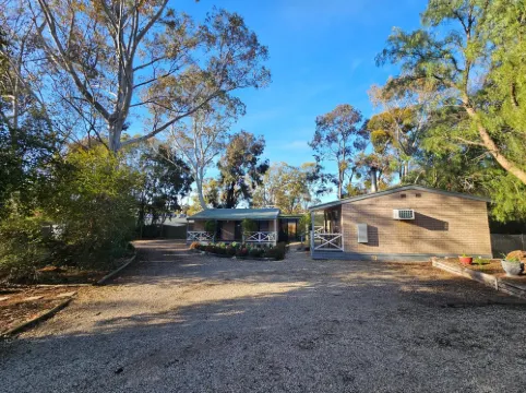 Barossa Country Cottages Hotels in Lyndoch