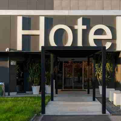 The Aries Hotel Hotel Exterior