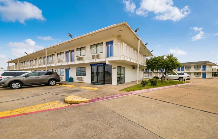 Motel 6 Greenville, TX