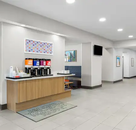 Hampton Inn & Suites Chicago Deer Park