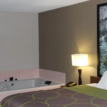 Super 8 by Wyndham Fort Chiswell/Wytheville Area