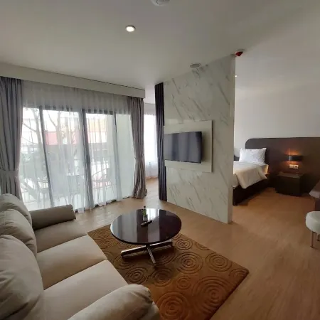HOTEL IMAM BONJOL