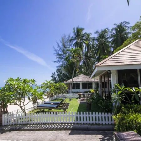 Rajapruek Samui Resort Отели рядом с достопримечательностью «Пляж Никки-бич»