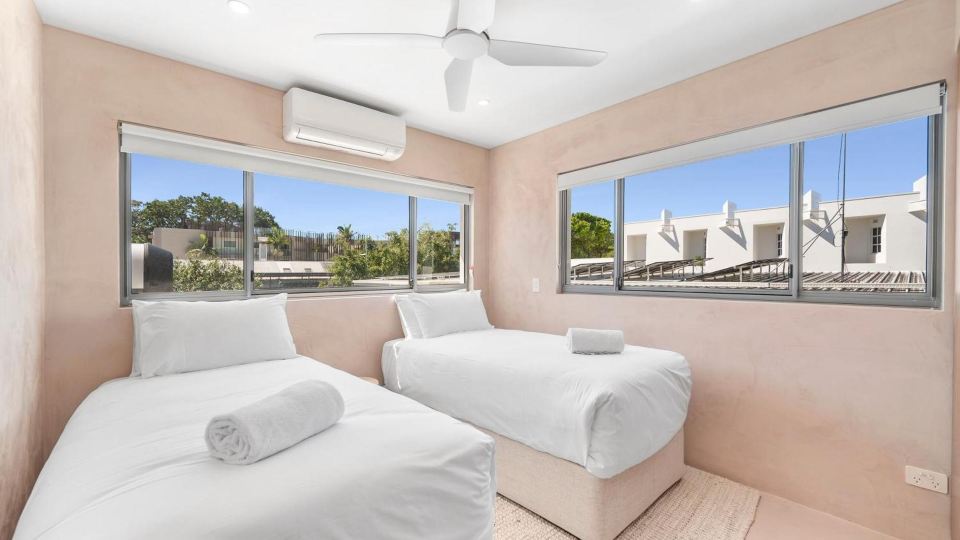 10 Hastings Street Motel