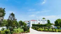 Pink Villa Boutique Hotel
