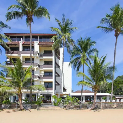 Rayong Chalet Hotel and Resort Hoteles cerca de Playa Suan Son