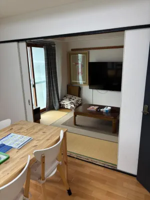 Gallery Compass- Art Apartments Osaka with Breakfast Free Parking - sarapan