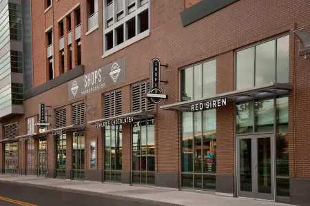 Buffalo Marriott at Lecom Harborcenter