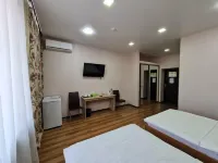 Hotel Postoyaly Dvor