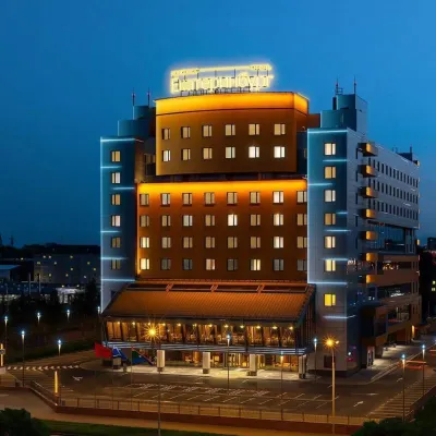 Congress Hotel Ekaterinburg Hotel dekat Skb-Bank Arena