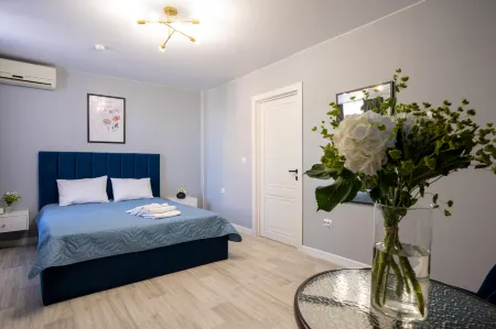 Сказка Отели рядом с достопримечательностью «Храм Иконы Казанской Божией Матери»