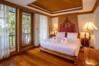 RK Riverside Resort & Spa (Reon Kruewal) Отели рядом с достопримечательностью «Ват Банг Пхра»