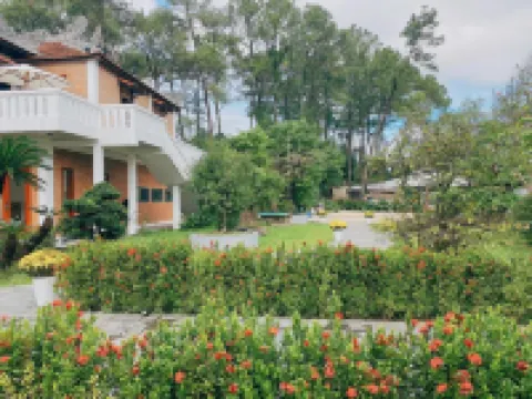 An Nam Huế Homestay & Restaurant Hotels in Huong Thuy