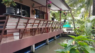 รูปภาพของวรากรบ้านสวนอัมพวา Warakorn Baansuan Amphawa