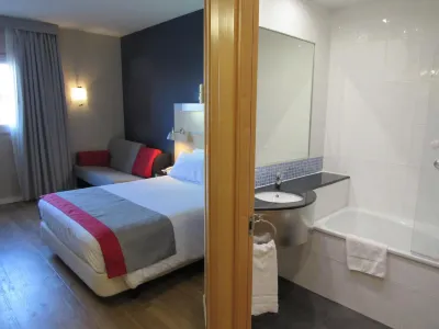 Holiday Inn Express Madrid - Alcorcon Hotels in 