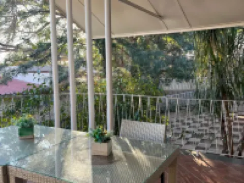 ホテル ペンション カーサ アフリカーナ ウィントフークのホテル