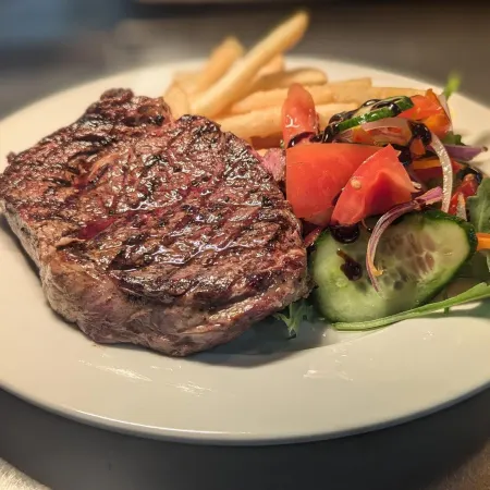 Grand Central Hotel Proserpine Отели в г. Прозерпин