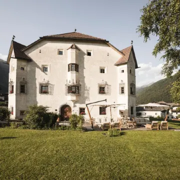 Ansitz Heufler by Norbert Niederkofler