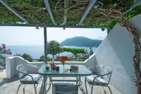 Nafsika Sea View Apartments