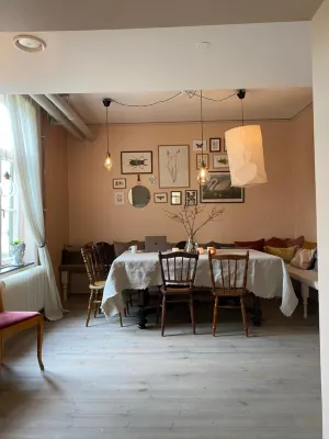Café Mandeltårtan B&B VillaFloraViola - Homestays