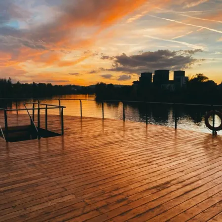 Botel Marina