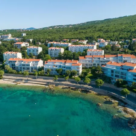 Heta Alagic I - Deluxe Beachfront Suites