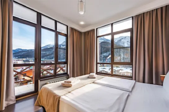 Lamont Apart Hotel