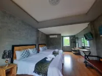 Sea Side Home Resort Hotels in La-ngu District