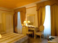 Hotel Corso - balcony