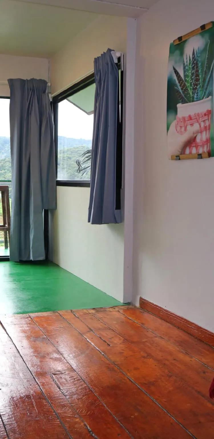 ห้องสำหรับ 4 ท่าน มีวิวภูเขา