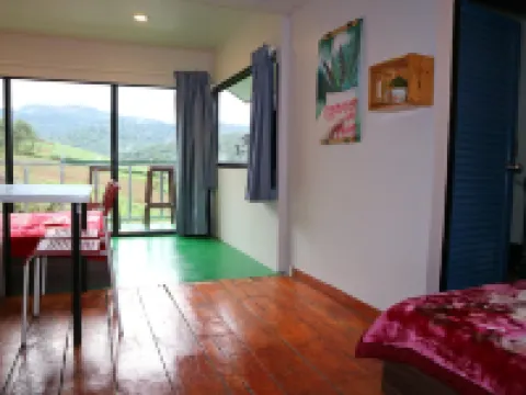 Baanchomdow Phu Tub Berk - Baan Chom Dao Phu Tab Berk Hotels near Phu Tab Berk
