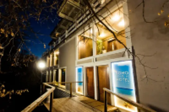 Soho Beach Hotel (Сохо Бич) Отели в г. 