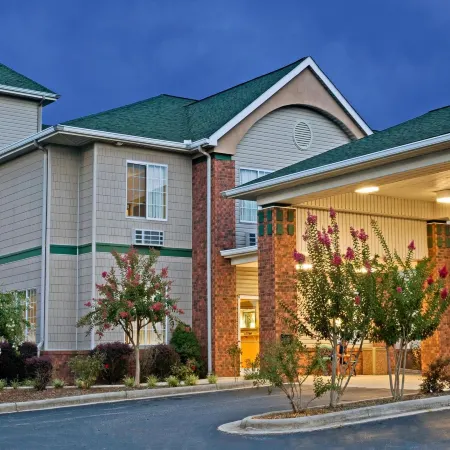 Super 8 by Wyndham Salisbury