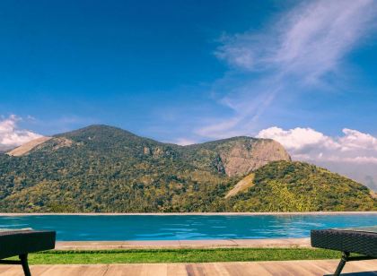 Shola Crown Resort - Munnar