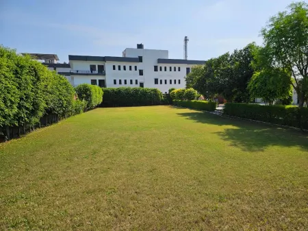 Govind Resort Отели в г. Исапер Хадар