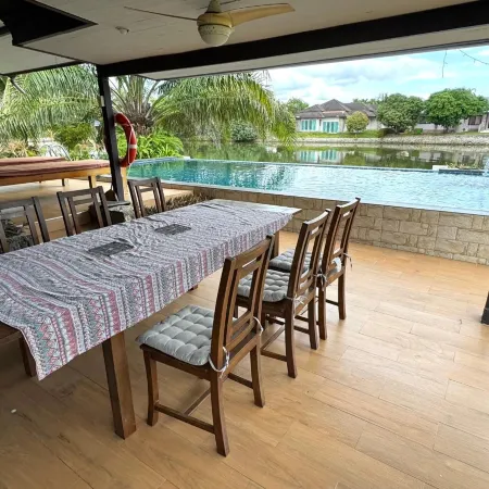 Rayong Rental Pool Villas