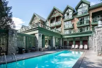 Pinnacle Hotel Whistler - Pools
