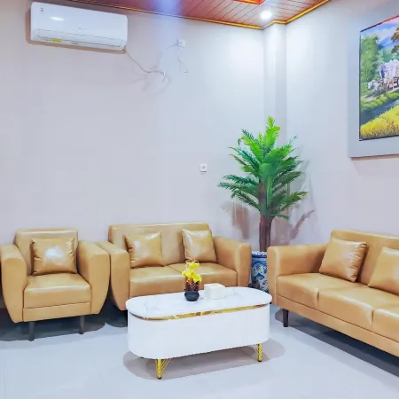 Urbanview SANT Hotel Syariah near Stasiun Tegal