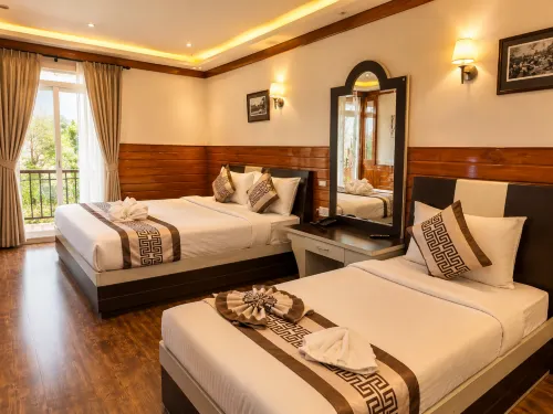 Goroomgo Kasturi Palace Darjeeling - Bãi đậu xe