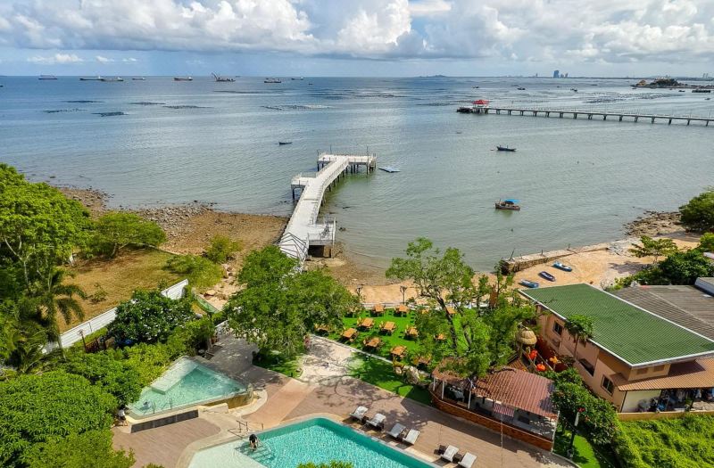 Centara Sonrisa Residences & Suites Sriracha