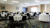 Holiday Inn Express & Suites Edmonton-International Airport Hotel a Nisku