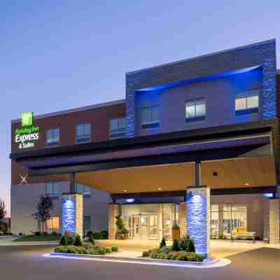 Holiday Inn Express & Suites Meridian - Boise West Hotel Exterior