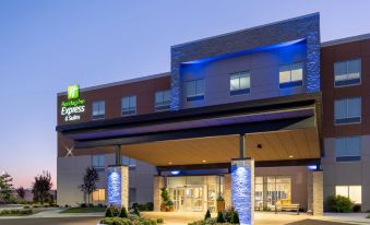 Holiday Inn Express & Suites Meridian - Boise West