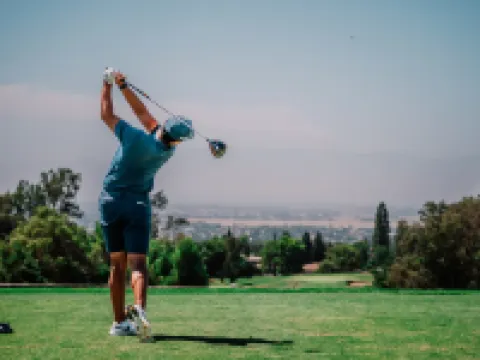 Holiday Inn & Suites BAKERSFIELD by IHG โรงแรมในเบเกอร์สฟีลด์