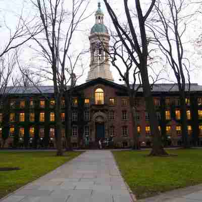 Holiday Inn Express PRINCETON SOUTHEAST by IHG Hotel Exterior