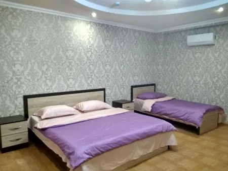 Посейдон Отели рядом с достопримечательностью «Северо-Осетинский Республиканский Художественный Музей им. М. Туганова»