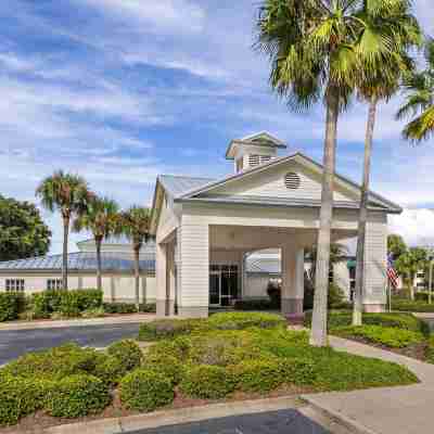 Marriott's Legends Edge at Bay Point Hotel Exterior